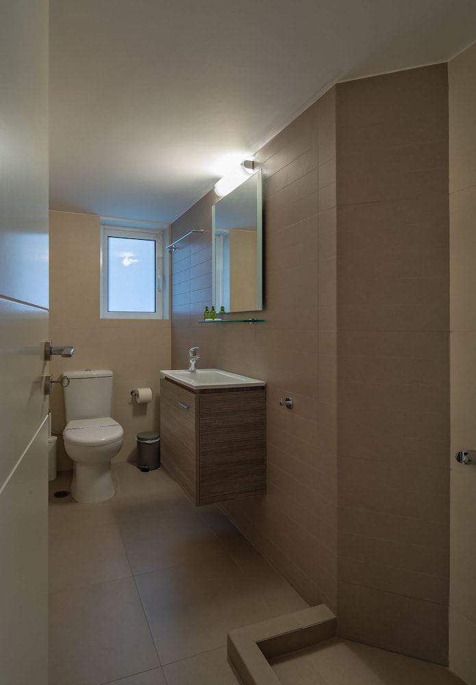 Apartment, 3 Bedrooms photo 3