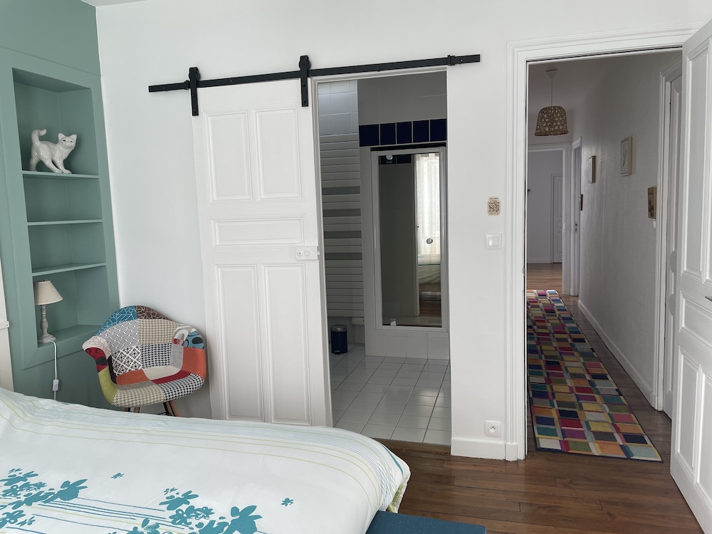 Room photo 2