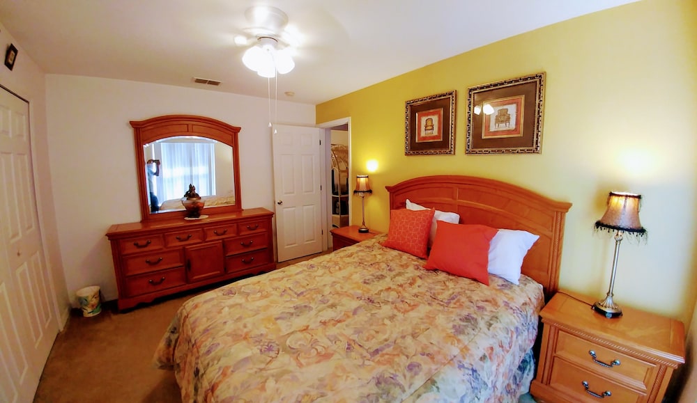 Economy Room, 3 Bedrooms, Non Smoking, Private Bathroom