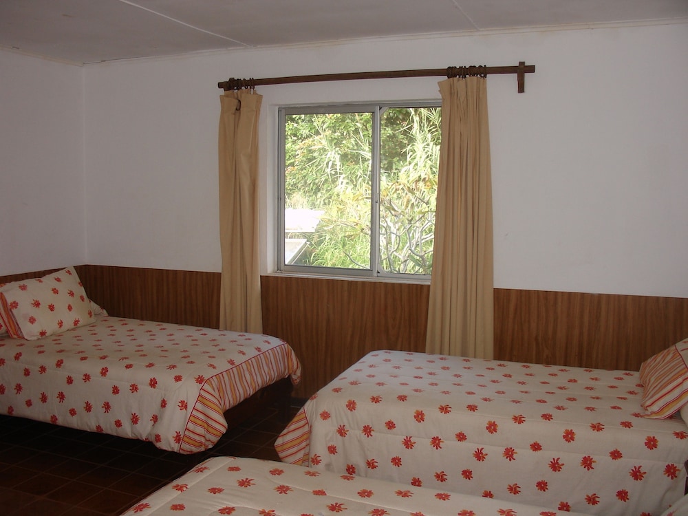 Standard Triple Room, Garden View photo 2
