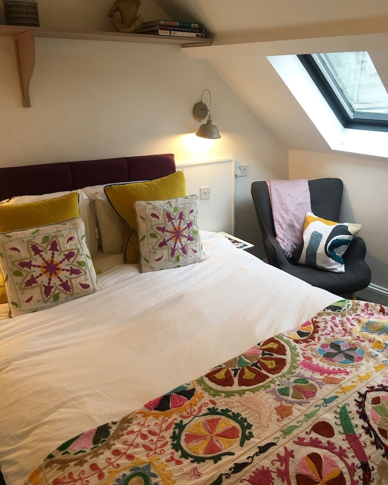 Standard Double Room, Ensuite - Photo 4