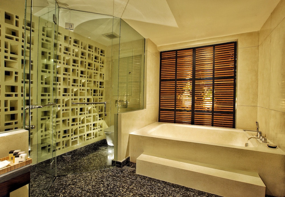 2 BR TSky Rooftop Villa Private Pool (Standard Check Out at 2:00 PM)
