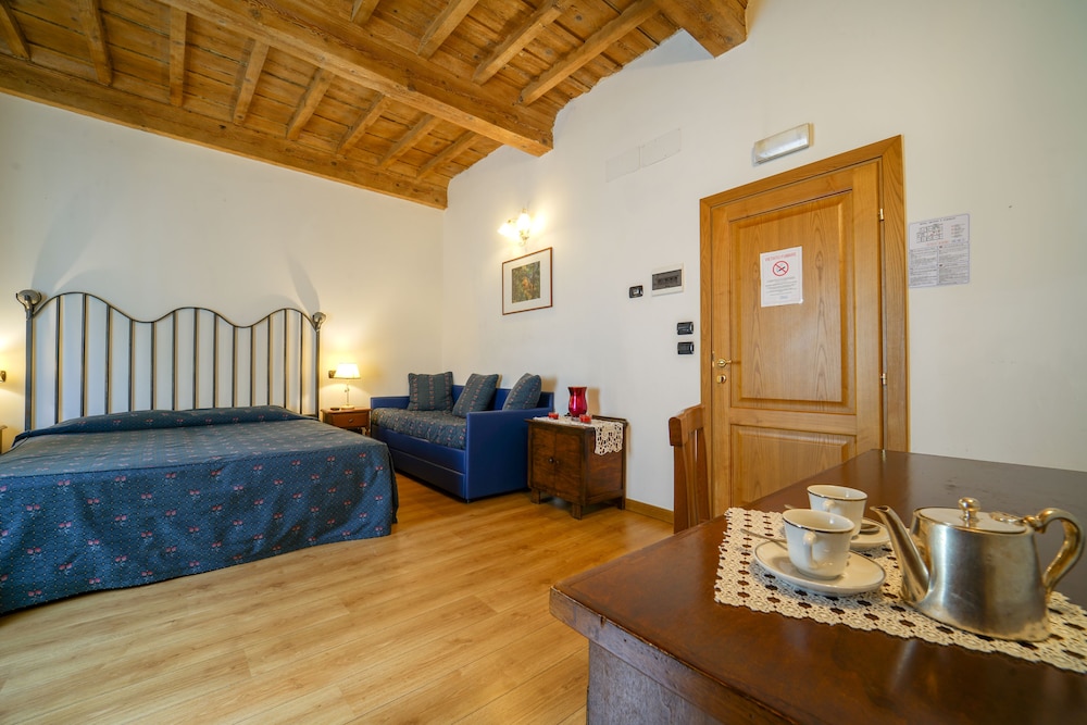 Comfort Triple Room photo 1