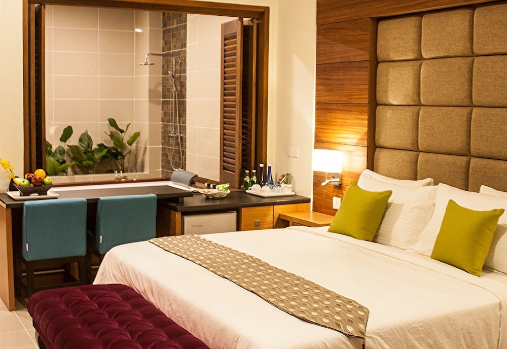 Luxury Suite photo 2