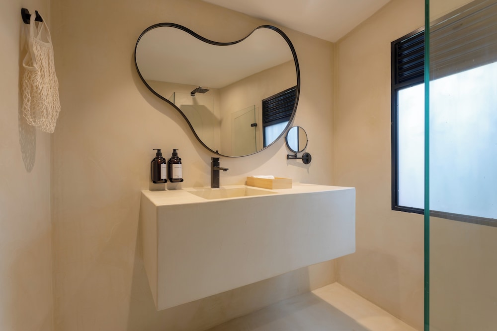 Standard Single Room, 1 Twin Bed, Private Bathroom photo 3
