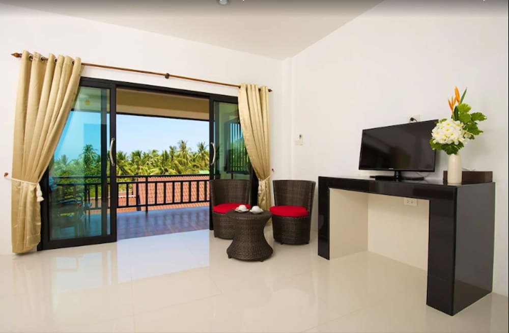 Jungle House furthest away from the beach with Double Bed