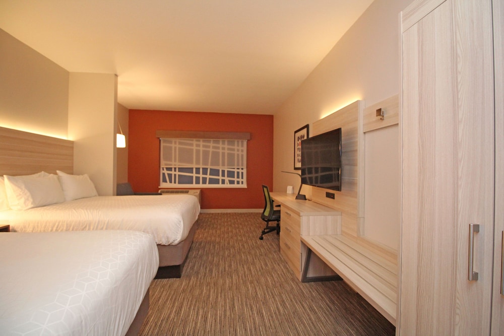 Standard Room, 2 Queen Beds, Accessible (Communications) photo 3