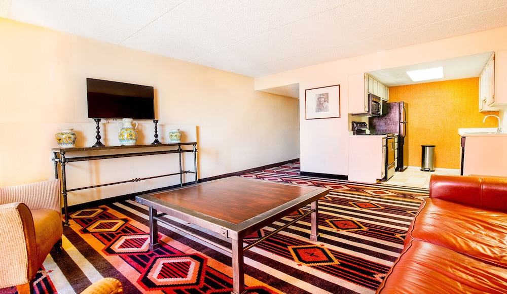 Presidential Suite photo 1
