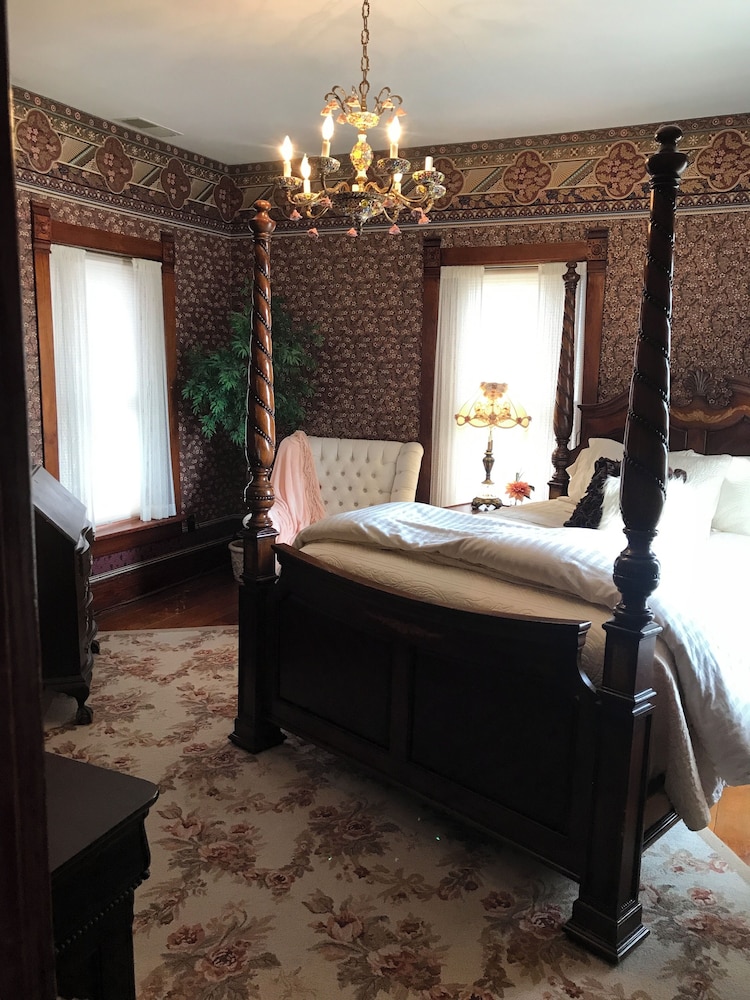 Room (Ellen's Orchard) photo 1