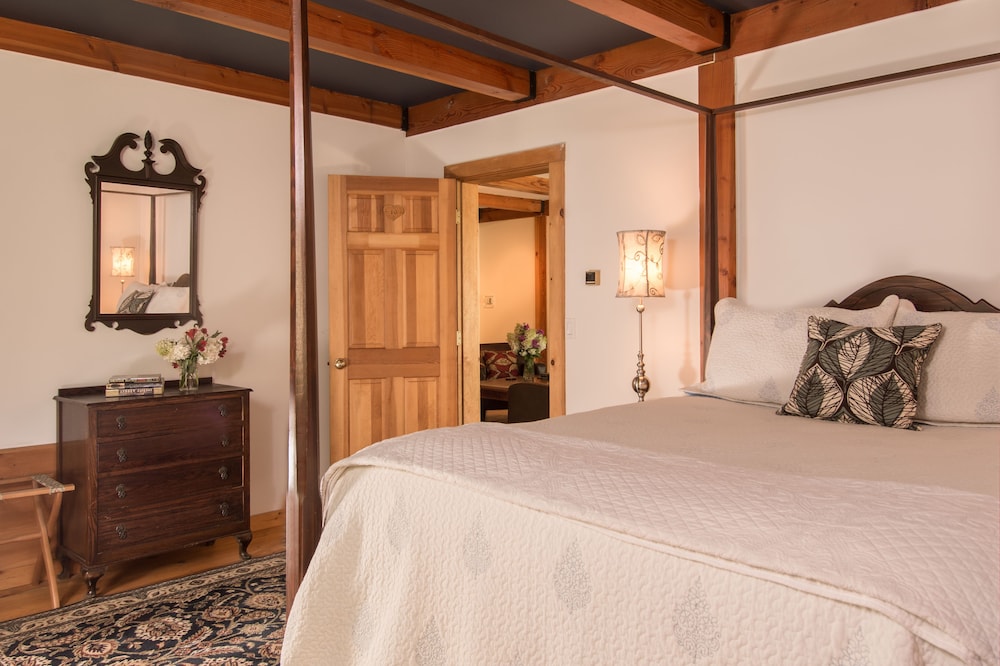 Superior Double Room, 1 Queen Bed photo 2