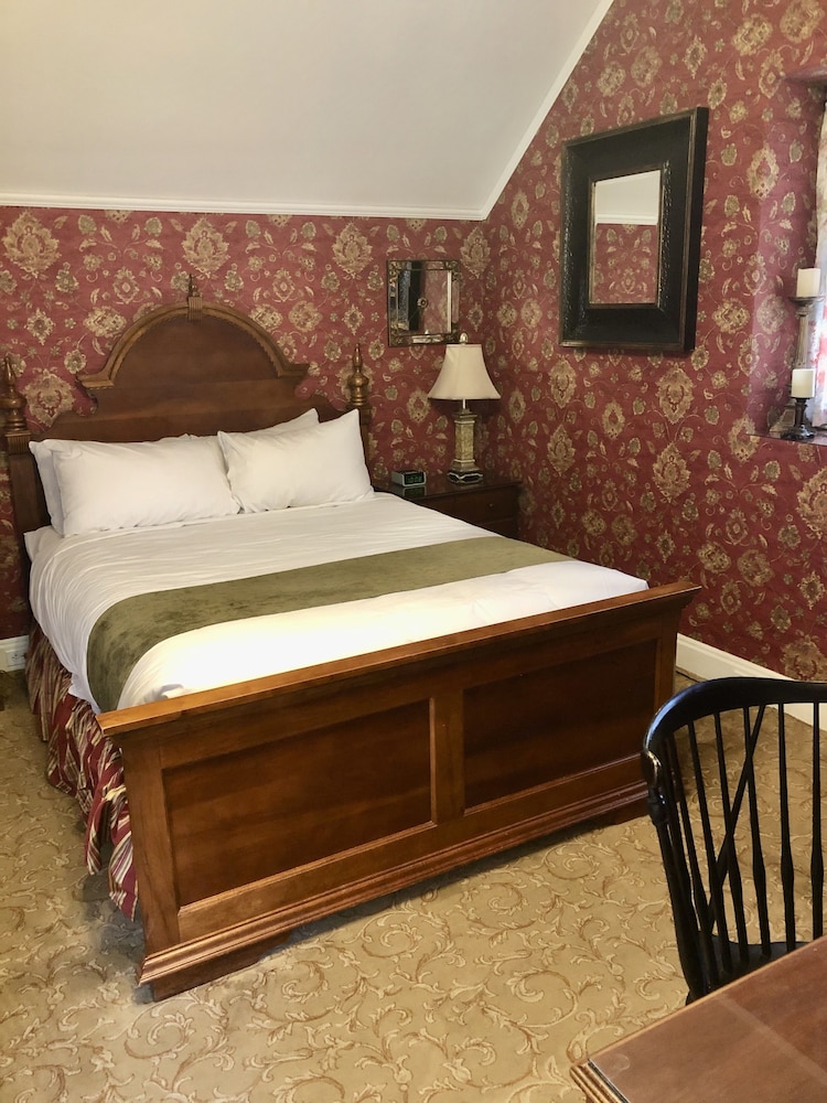 Deluxe Room (Castle Room) photo 1