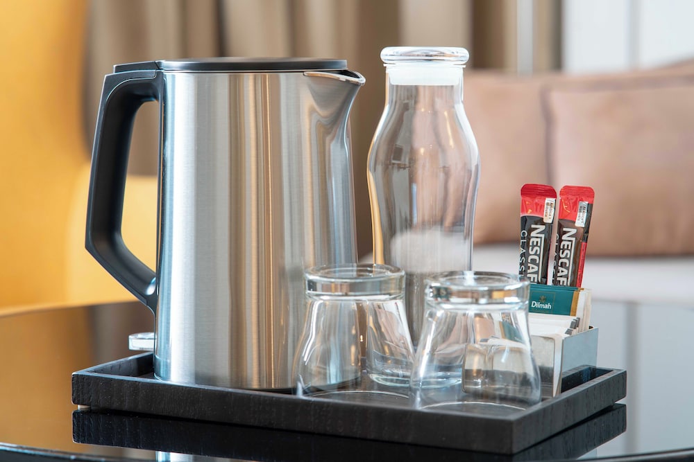 Deluxe Plus Single with Minibar photo 3