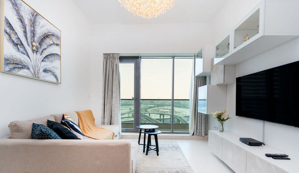 Deluxe Apartment, 1 Bedroom, Canal View photo 3