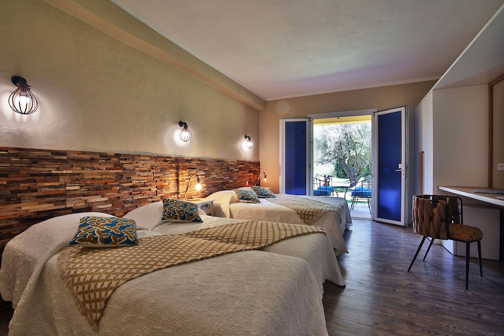 Quadruple Room photo 2