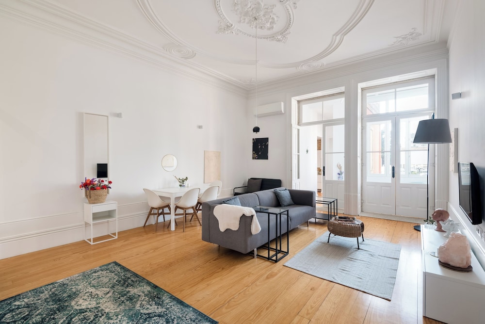 Apartment (1 Bedroom)