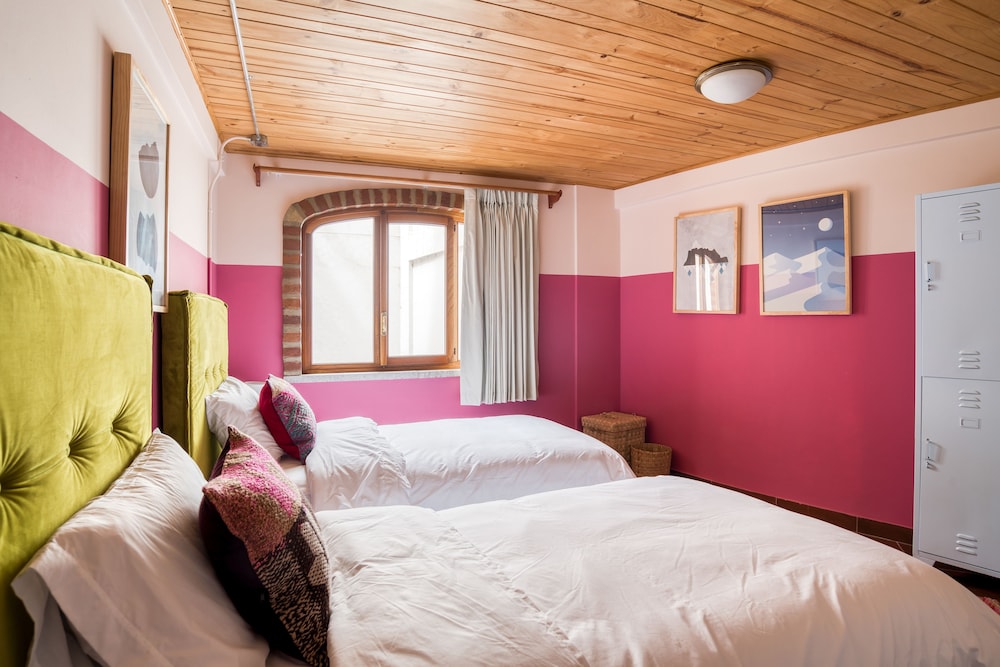 Standard Twin Room photo 3