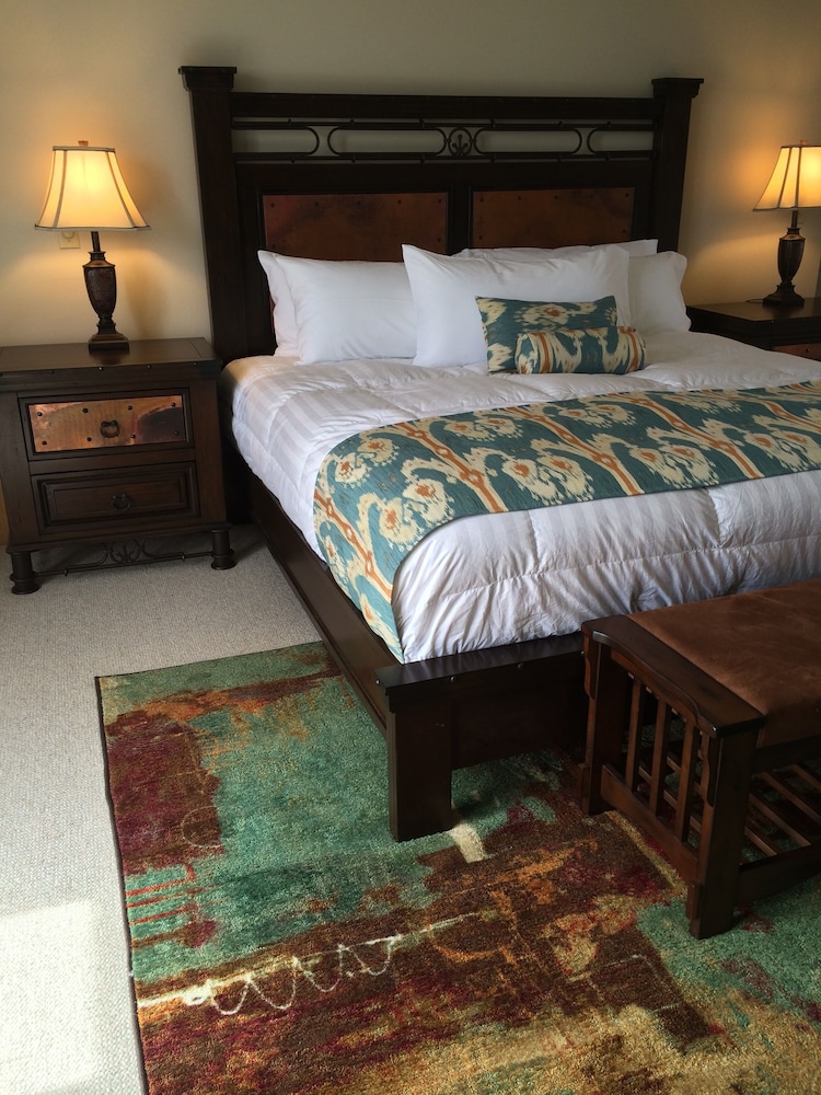 Romantic Suite, Bathtub, Valley View (Couer D'Alene) photo 3