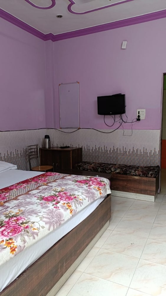 Classic Double Room, City View photo 3