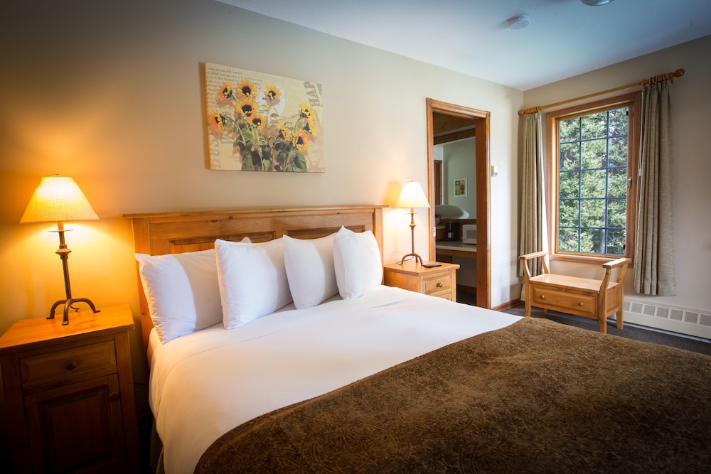 Preferred Saddleback Suite
