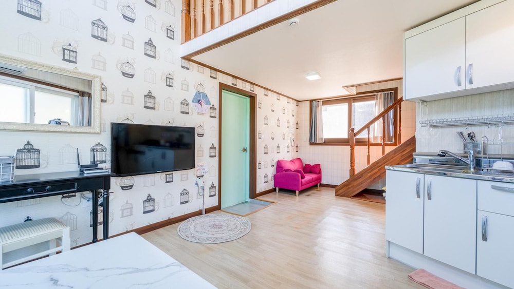 Basic Room, 1 Bedroom (samipeol)