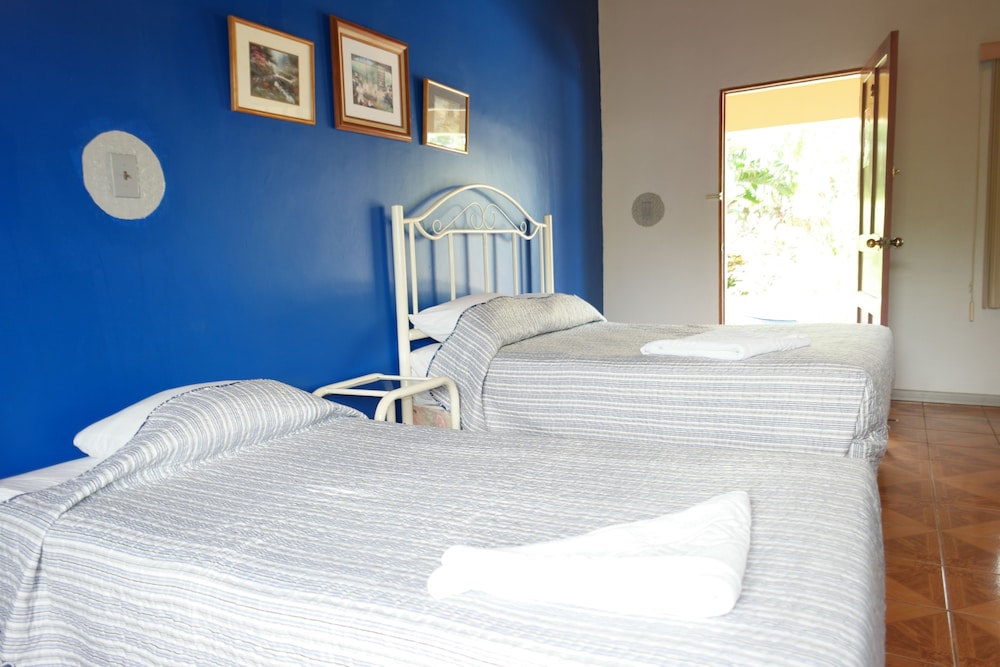 Standard Triple Room, 1 Bedroom photo 3