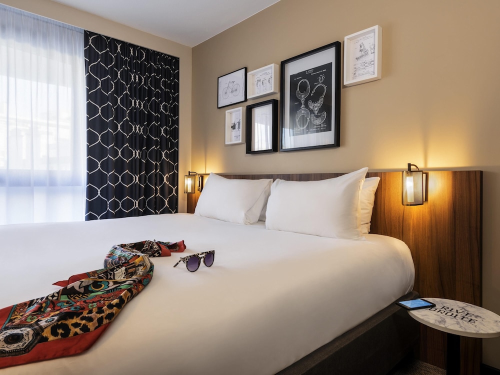 Junior Suite, 1 Double Bed with Sofa bed photo 2