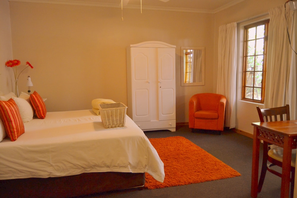 Standard Double Room photo 2