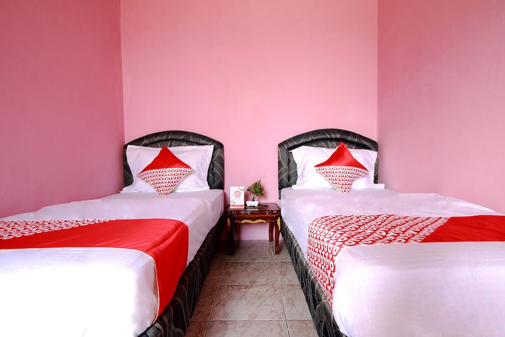 Standard Twin Room photo 3