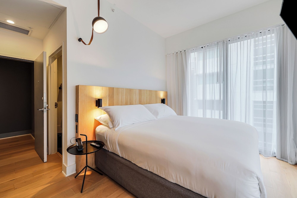 Signature Studio Suite