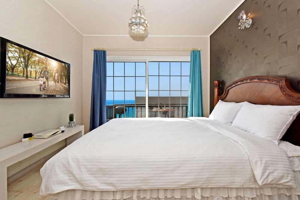 Room, Partial Sea View (Browny) photo 2