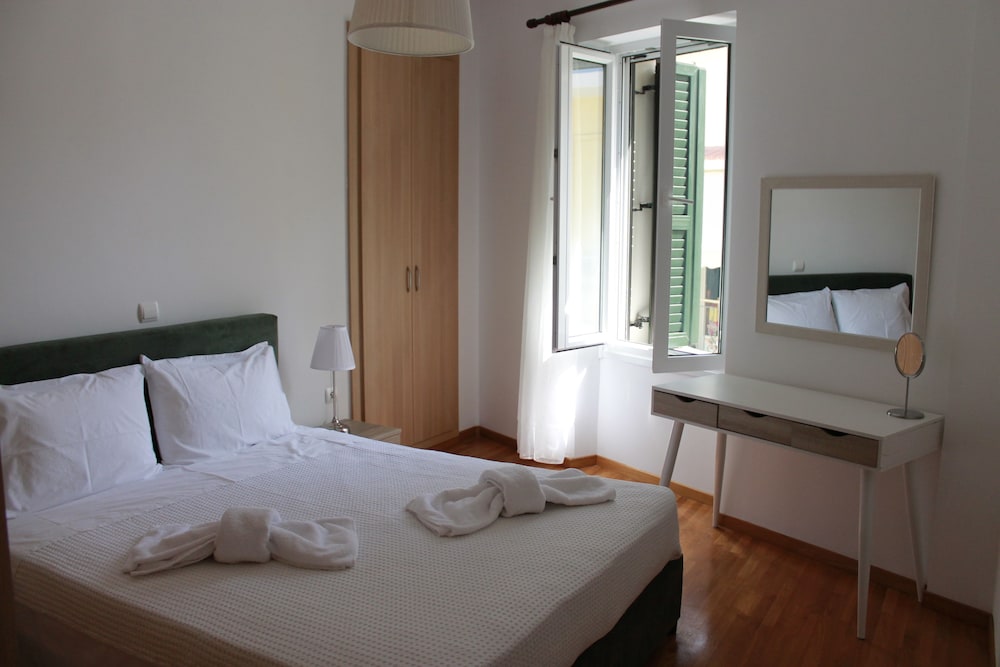 House, 2 Bedrooms, Sea View photo 2