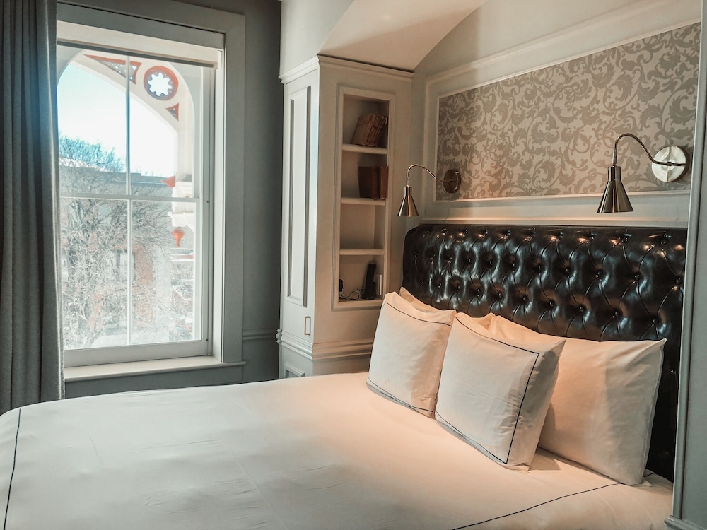 Suite (Whitney Suite) photo 2