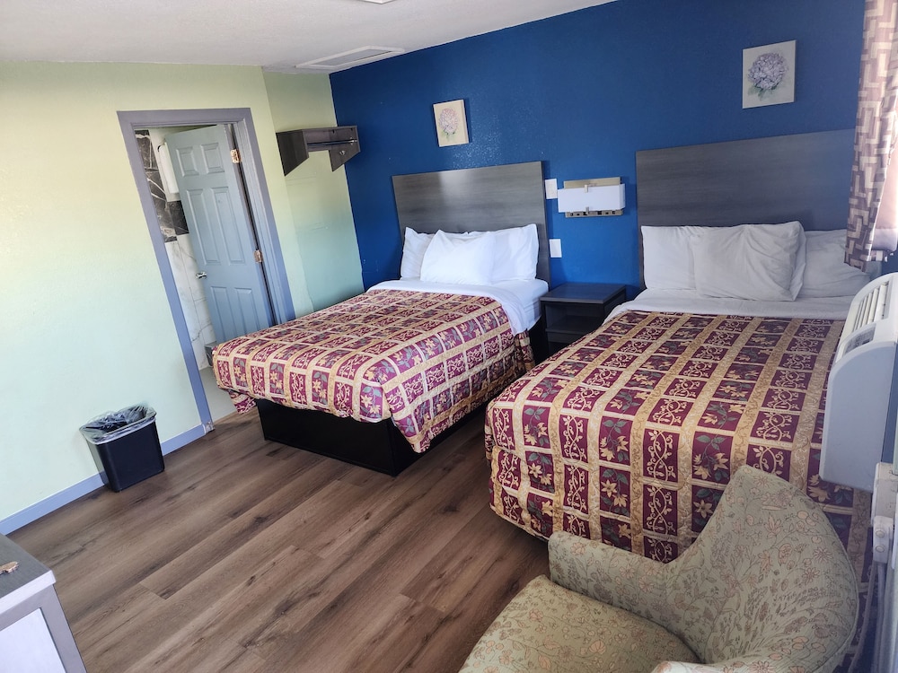 Double Room, 2 Double Beds, Smoking photo 1