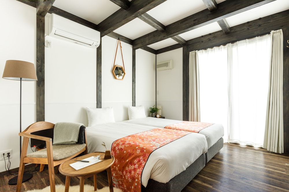 Classic Twin Room (2 Single Beds), Non Smoking