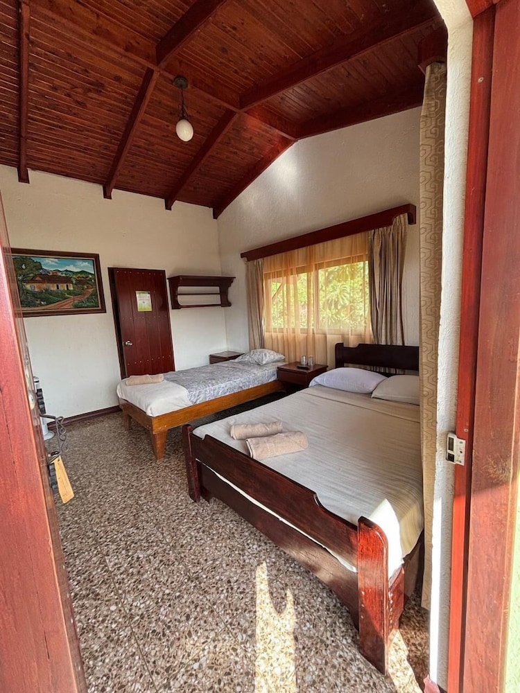 Family Triple Room, Garden View photo 2