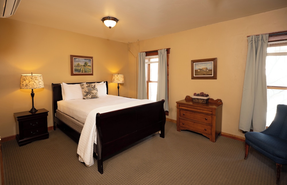 Signature Room photo 1
