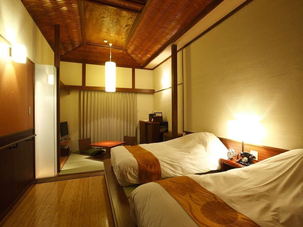 Modern Japanese Style Twin Room, Non Smoking (Adult Only) - Photo 1