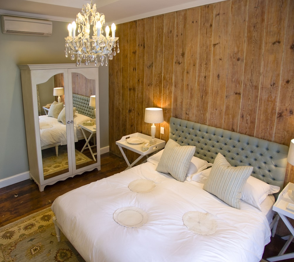 Luxury Room - Photo 8