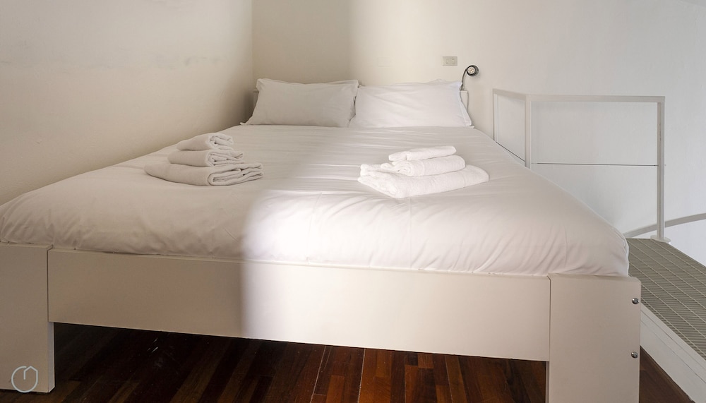 Apartment (1 Bedroom)