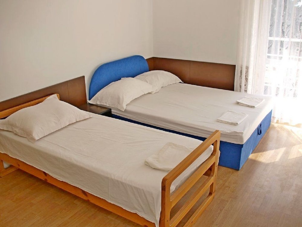 Apartment (A2) - Photo 1