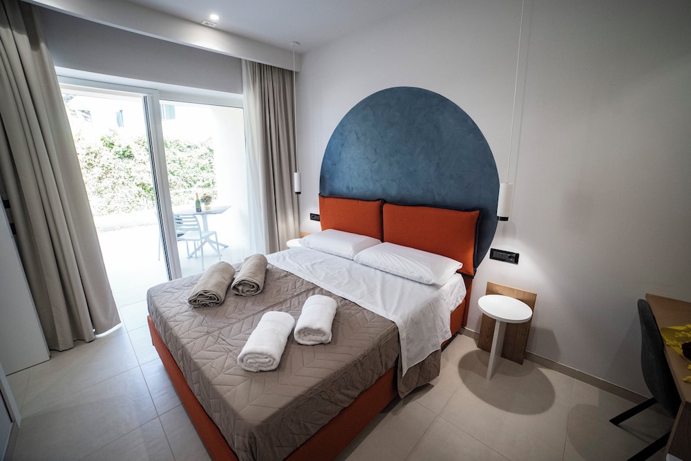 Deluxe Room, Garden View