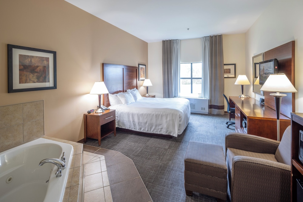 PLAYER'S INN Whirlpool King