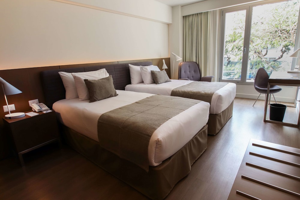 Classic Room, 2 Twin Beds, City View - Photo 7