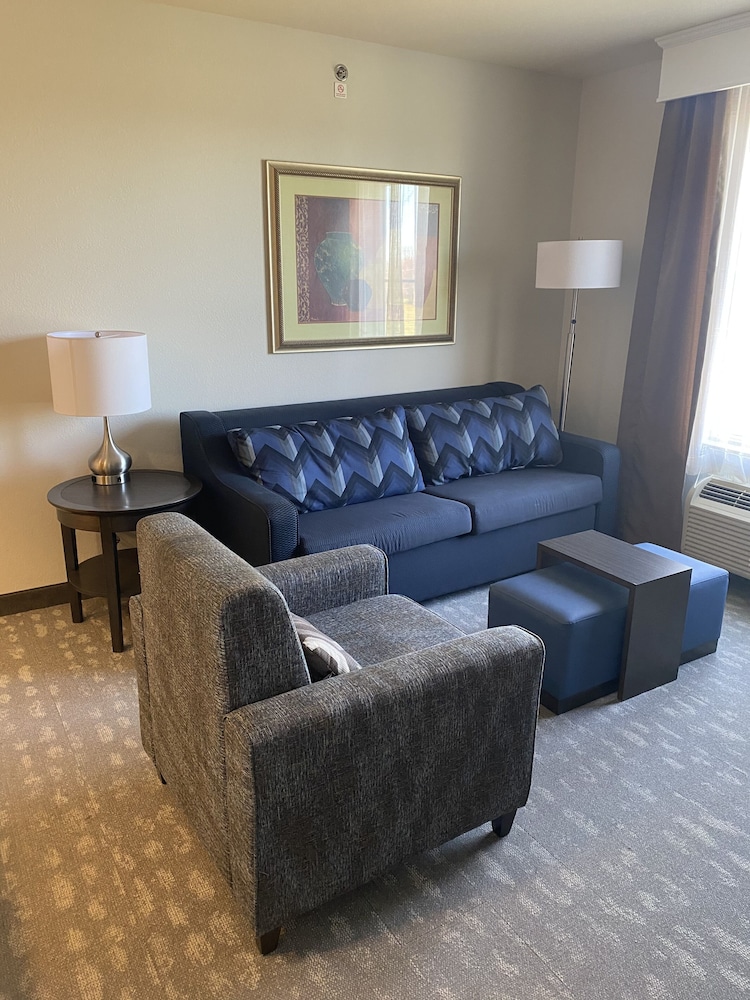 Suite, 2 Queen Beds - Photo 6