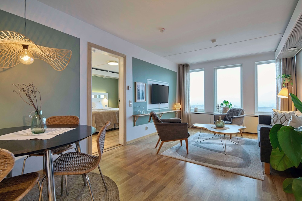 Suite (Master) - Photo 3