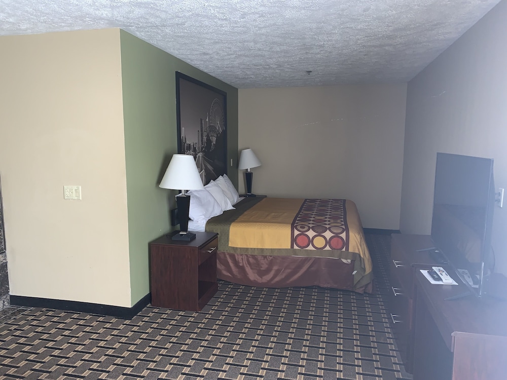 Deluxe Room, 1 King Bed photo 1