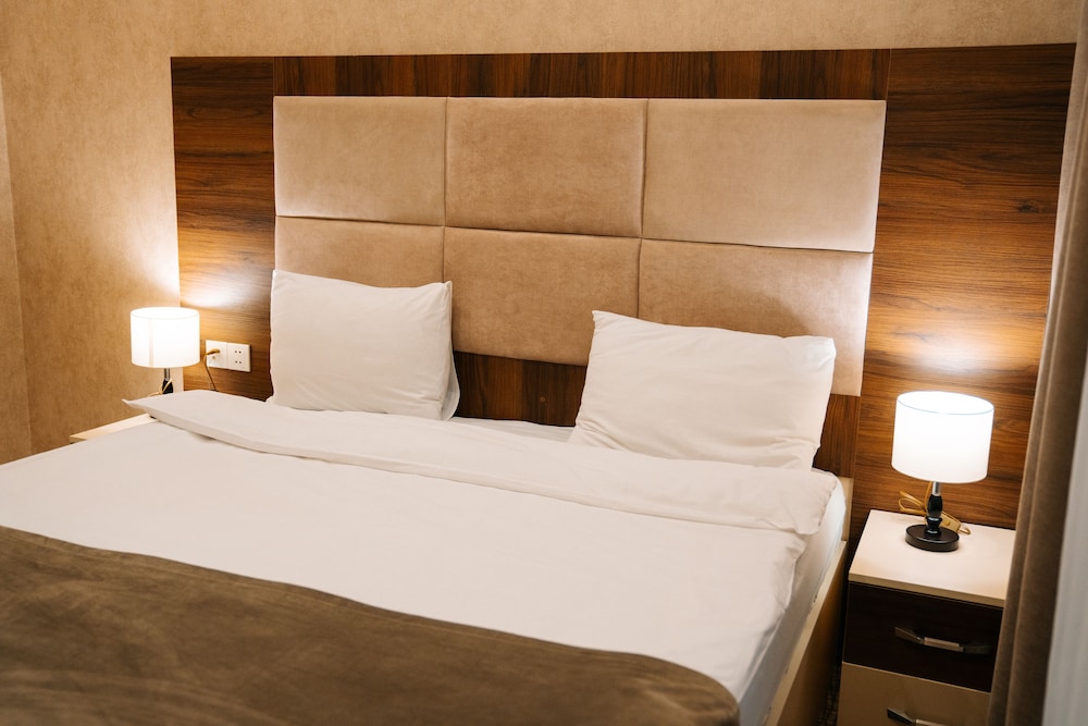 Standard Double Room, 1 King Bed, Non Smoking - Photo 19