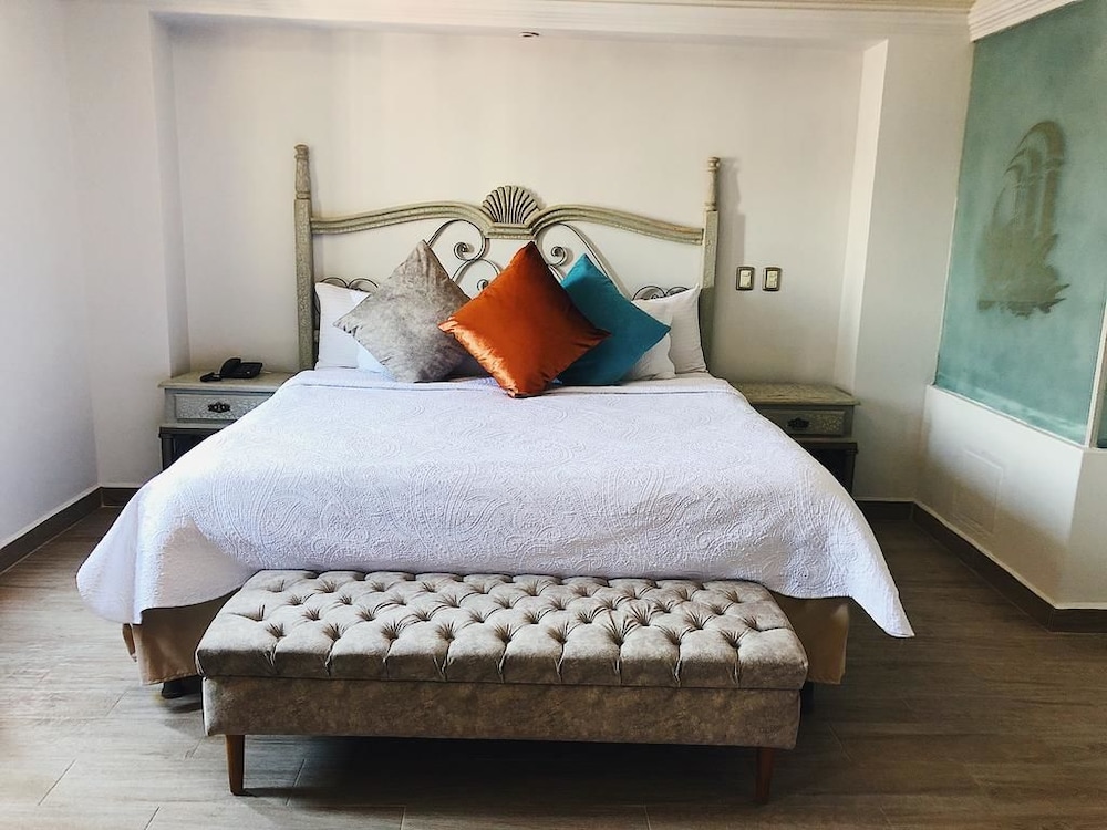 Single Room, 1 King Bed photo 2