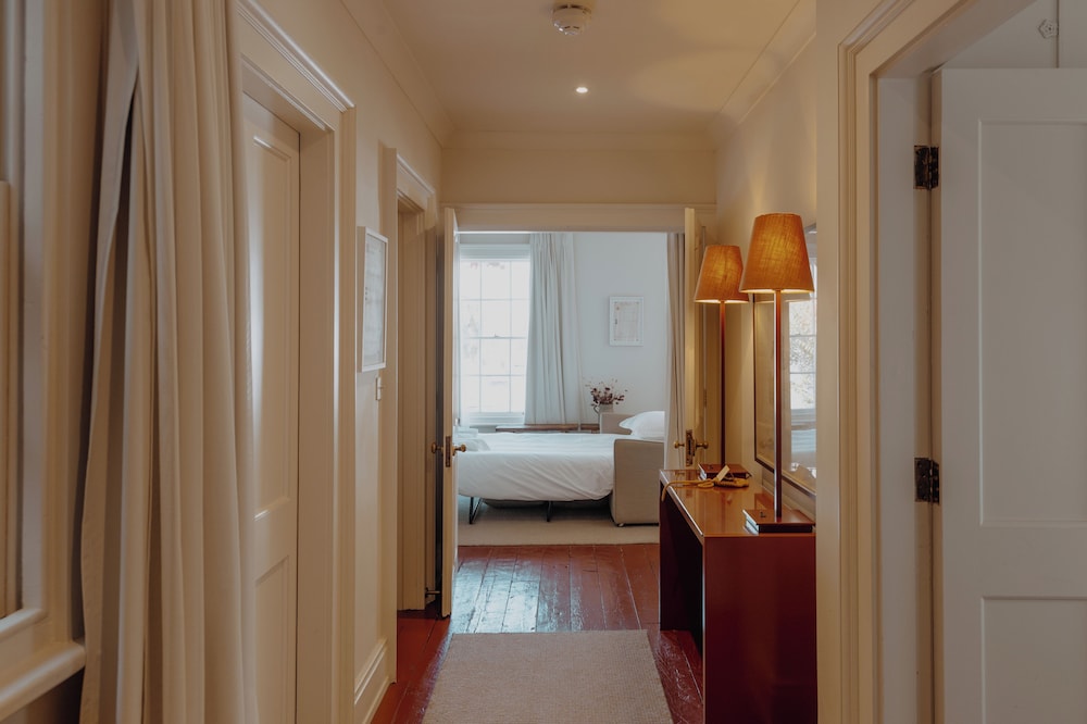 Suite (The Clifton) photo 2