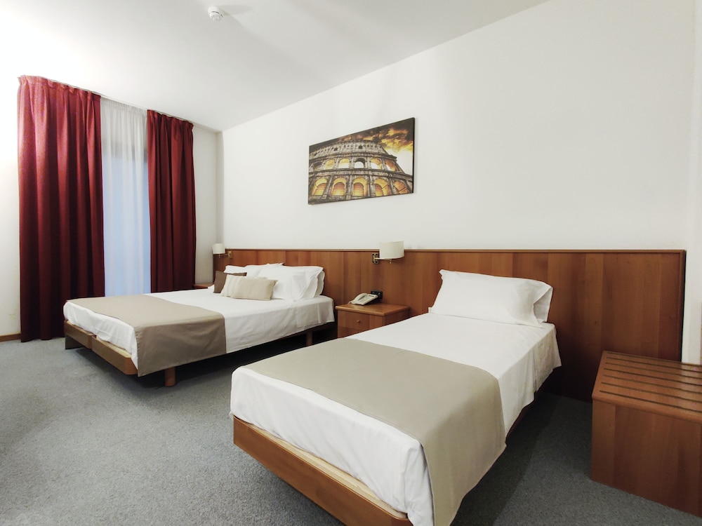 Family Quadruple Room